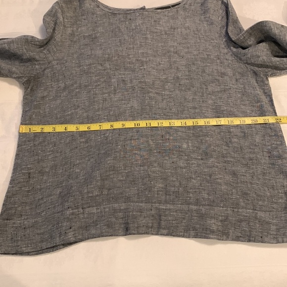 Tahari 100% Linen Back Buttons Lagenlook Top - Picture 12 of 13